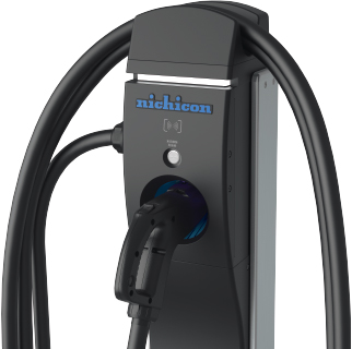 太い急速充電用ケーブルも余裕をもって収納しやすいケーブルフック。