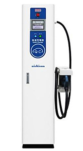 【写真2】 EV用超小型急速充電器